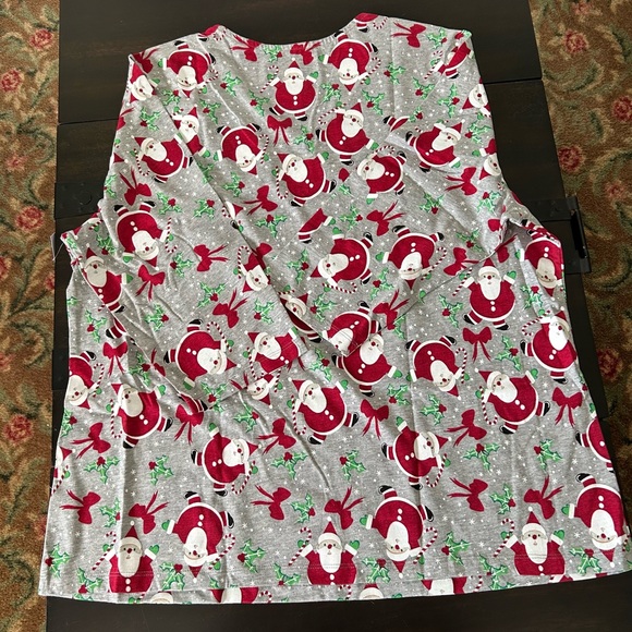 Festive Santa Print 3/4 Sleeve Top V-Neck - Picture 10 of 11